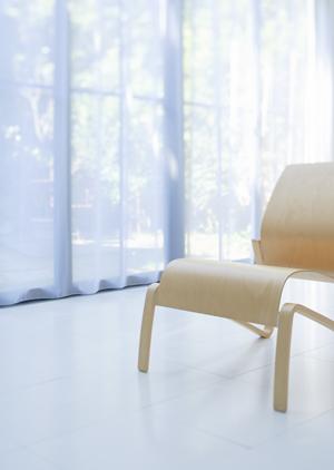 手作り家具を販売するcouleur du lait